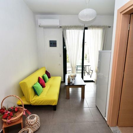 Sunflower Apartments 卡拉马基 外观 照片